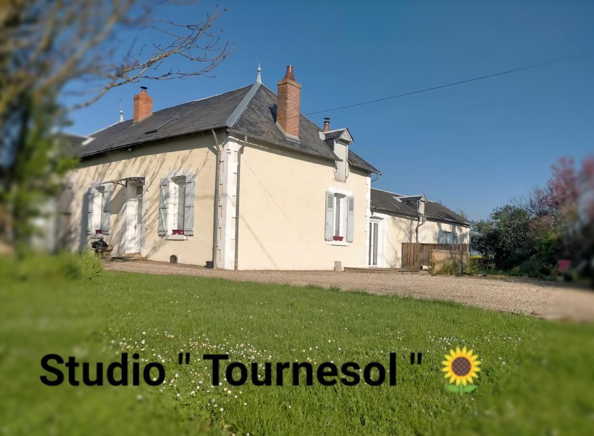 Studio " Tournesol " Au Coeur Du Berry Les Bordes Exterior foto